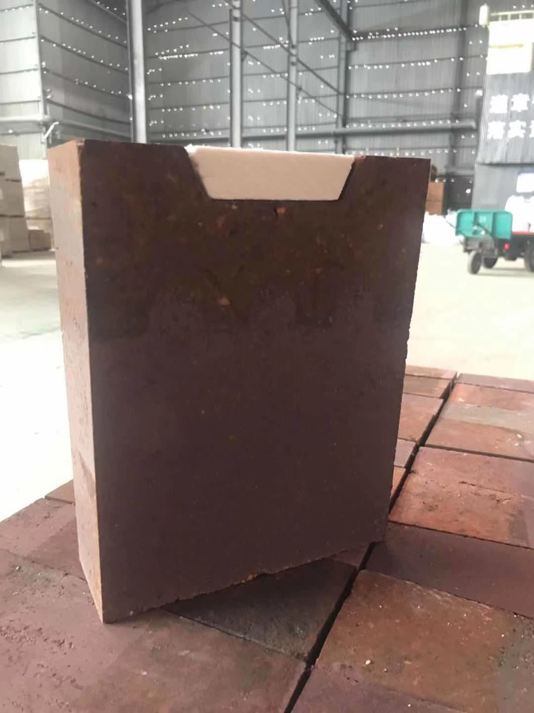 焚烧炉用 碳化硅刚玉复合ly官网